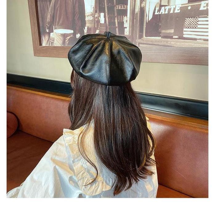 BELT topi beret kulit pu leather baret topi mangaka komikus korea jepa