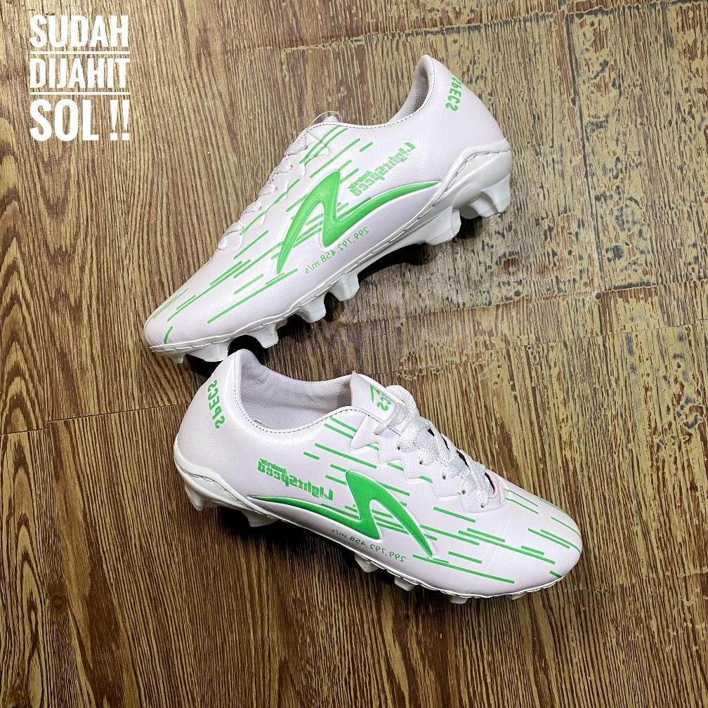 CUCI GUDANG sepatu bola specs lightspeed reborn sudah dijahit sol  / sepatu bola specs reborn