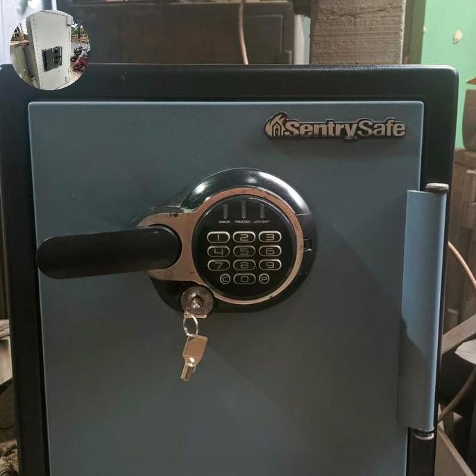 Terlaris Brankas Sentry Digital 40Cm