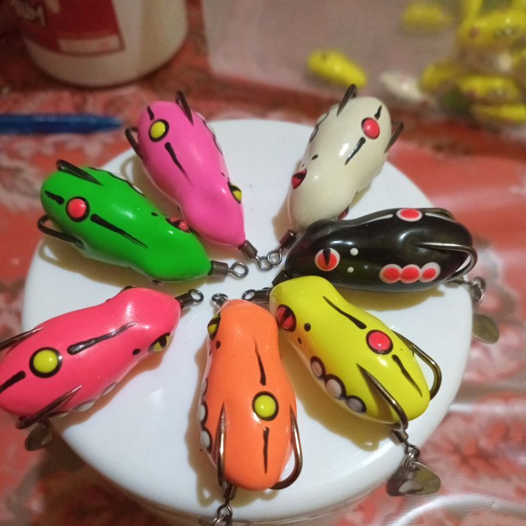 Soft frog bled jawes