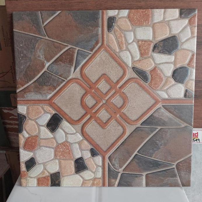 KERAMIK 40X40 KASAR BATU CORAL KESAT MATT PUTIH COKLAT