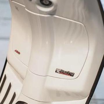 Emblem Original Vespa Racing Sixties Edition