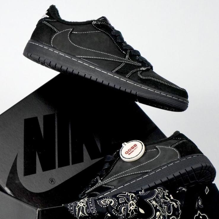 Nike Air Jordan 1 Low x Travis Scott Black Phantom All Black Full Black Sepatu Casual Gym Olahraga J