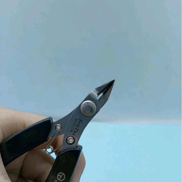 Tang Potong Tipis 5" Inch Micro Nipper Santus St-5110A