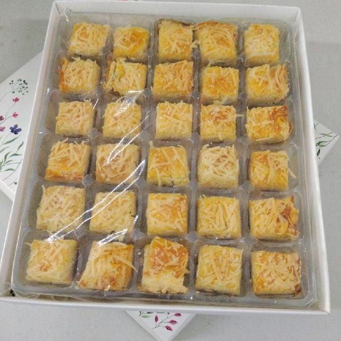 {{{{}}] Nastar premium box isi 30