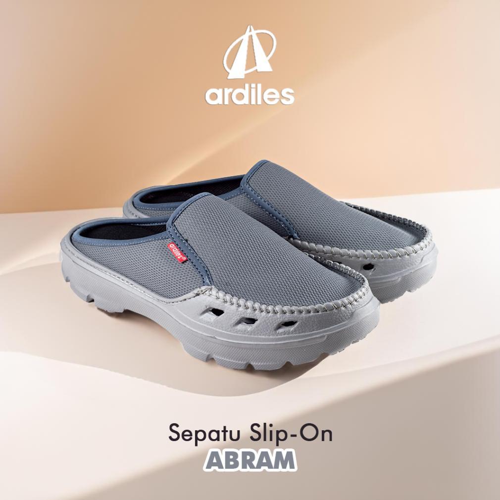 CUCI GUDANG Sepatu Sandal Slop ARDILES ABRAM Pria Casual Hitam Trendy terbaru