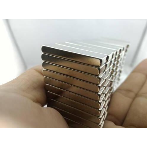 Magnet Kotak Batang Neodymium Super Kuat keemasan
