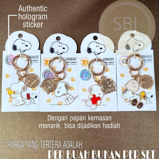 Giftx- Gantungan Kunci Aksesoris Tas Keychain Snoopy Peanuts Original