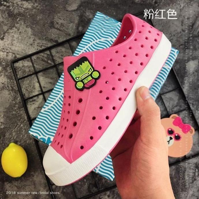 Sepatu Native Karet Anak