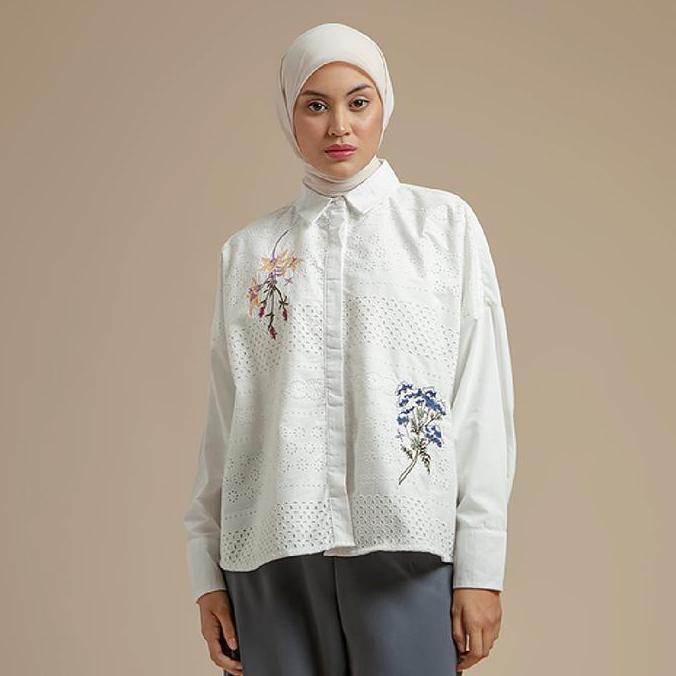 Earthly Allure HijabChic Zyra Top - Kemeja Wanita Embroidery Motif Bunga (TERBAIK) (TERBARU) (TERMUR