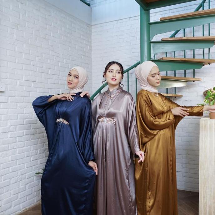Murah Missnomi - Khaleeda Kaftan - Kaftan Gamis - Kaftan Lebaran - Kaftan Wanita muslim panjang Silk