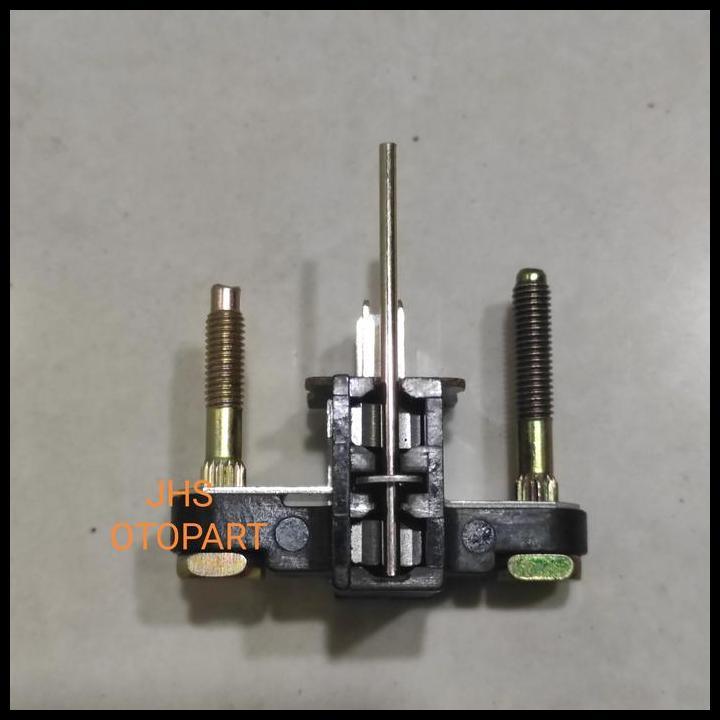 TERLARIS RUMAH HOLDER BRUSH ALTERNATOR ,RUMAH COOL ALTERNATOR KIJANG 3K ,4K ,5K !!!!!!!