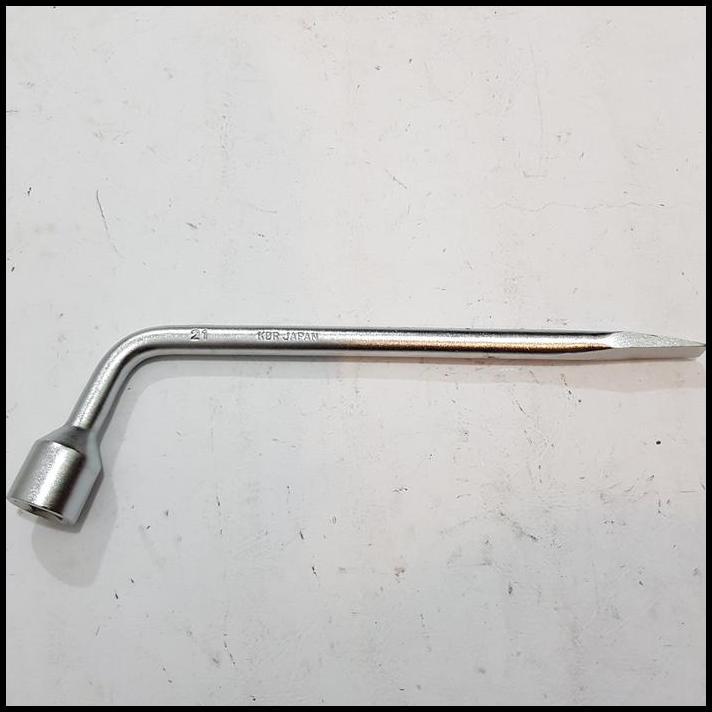 DISKON KUNCI RODA BAN MOBIL UNIVERSAL 21 AVANZA INNOVA KIJANG RUSH AGYA XENIA 