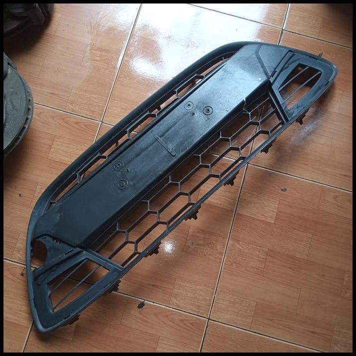 DISKON GRILL BUMPER DEPAN FORD FIESTA 
