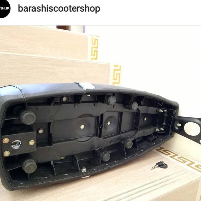 Promo jok vespa new px import rangka plastik Diskon