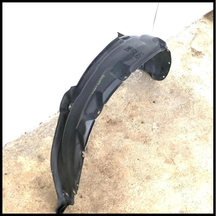 TERBARU LINER INNER FENDER PENAHAN LUMPUR FORD ESCAPE BAGIAN KANAN DEPAN ORIGINAL COPOTAN 