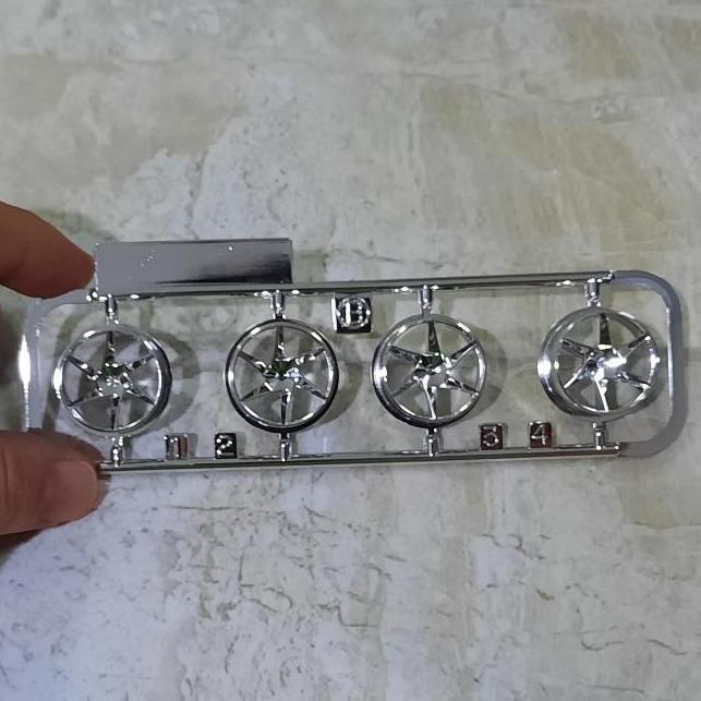 Velg Medium 6 Spoke Velg Spiral  Chrome Original Tamiya