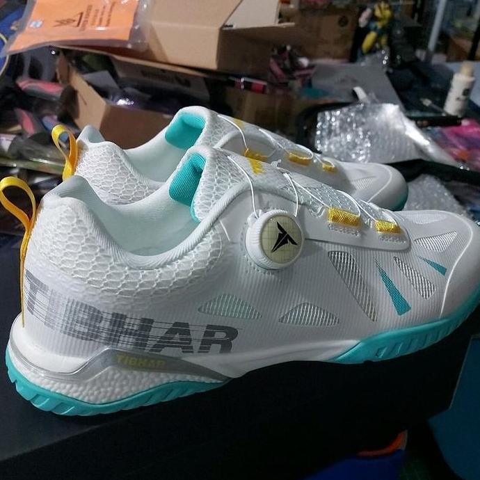 sepatu tibhar boa (tanpa mengikat tali sepatu)