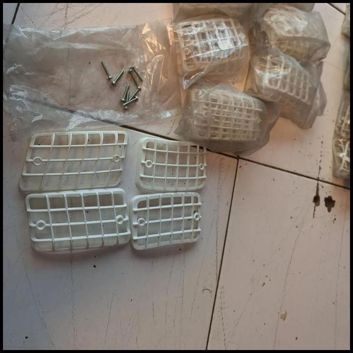 DISKON GRILL SEIN VESPA CORSA/PK ORI NOS ITALY SET DEPAN BELAKANG SET BAUT NYA PUTIH CAKEP LANGKA !!