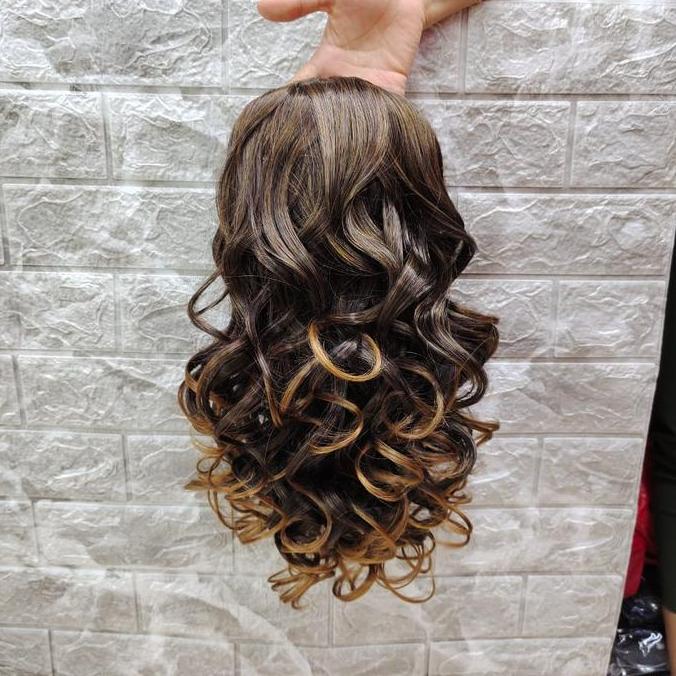 wig setengah/half wig keriting sebahu