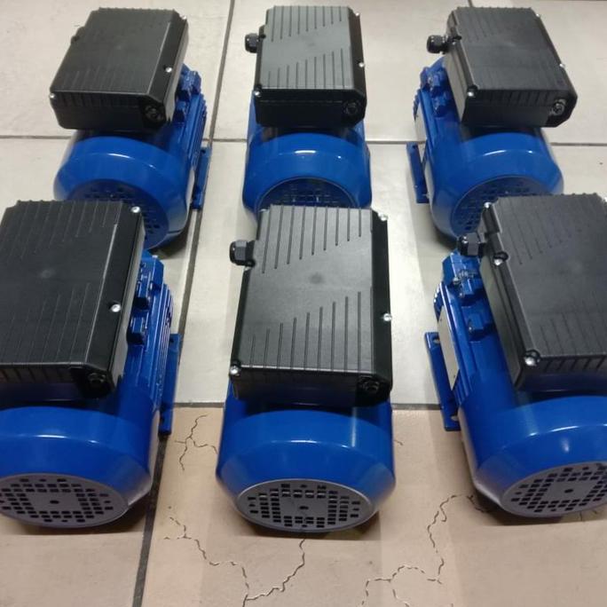 dinamo motor 0.5hp rpm 1400 220volt 1phase model kaki