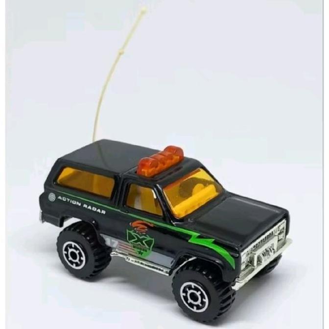 MATCHBOX 4x4 CHEVY BLAZER EXTREME MISSION ACTION RADAR FROM 5 GIFT PACK LOOSE DIECAST (S)