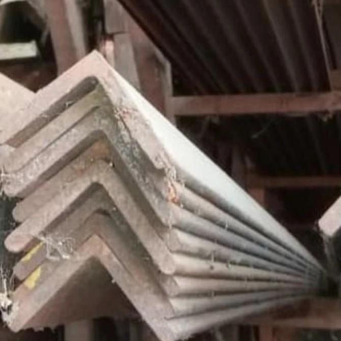 Gasss- Besi Siku 4X4 Standar 6 Meter