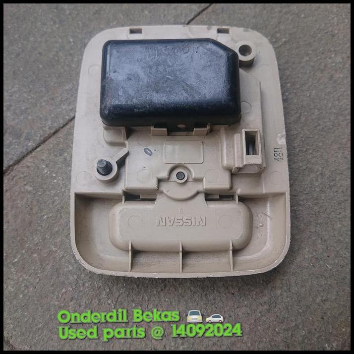 DISKON LAMPU KABIN NISSAN SERENA C24 