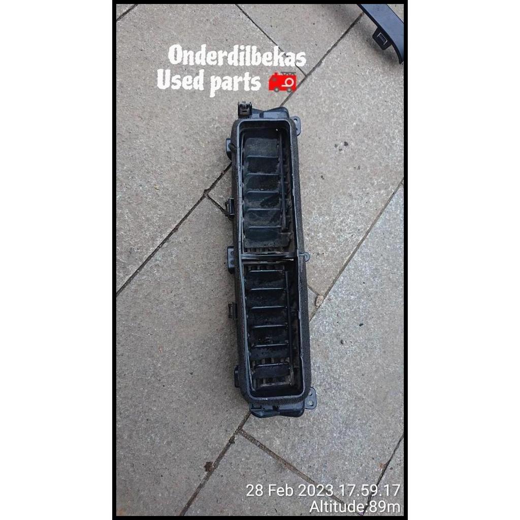 DISKON KISI AC TENGAH DASHBOARD HONDA STREAM 1.7 