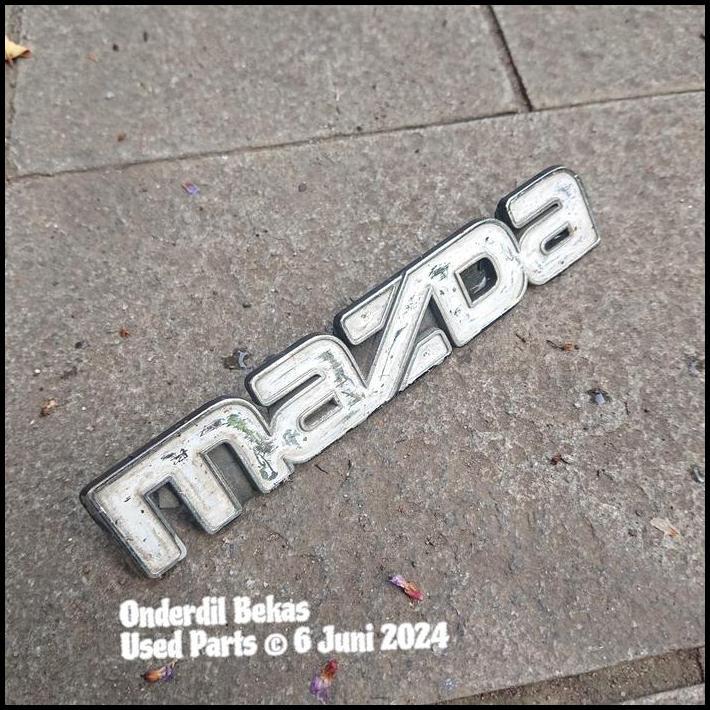HOT DEAL EMBLEM GRILL MAZDA 323 ELITE TRENDY 
