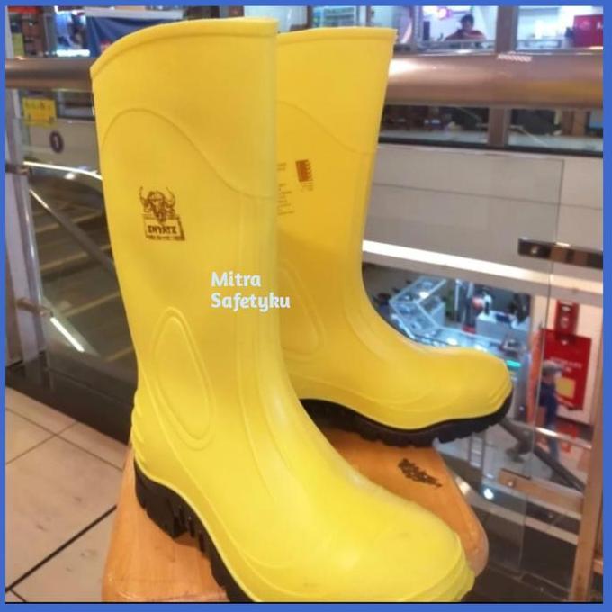 Sepatu Safety Boot Inyati / Safety Boot Wayna