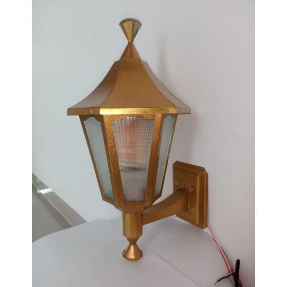Lampu hias tempel dinding teras minimalis klasik gold