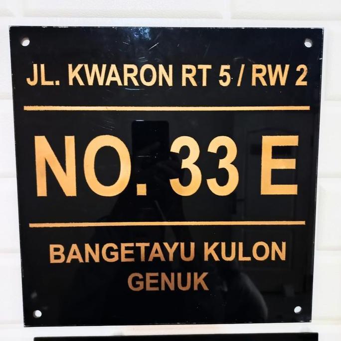 Nomor Rumah Akrilik custom plat nomor rumah akrilik