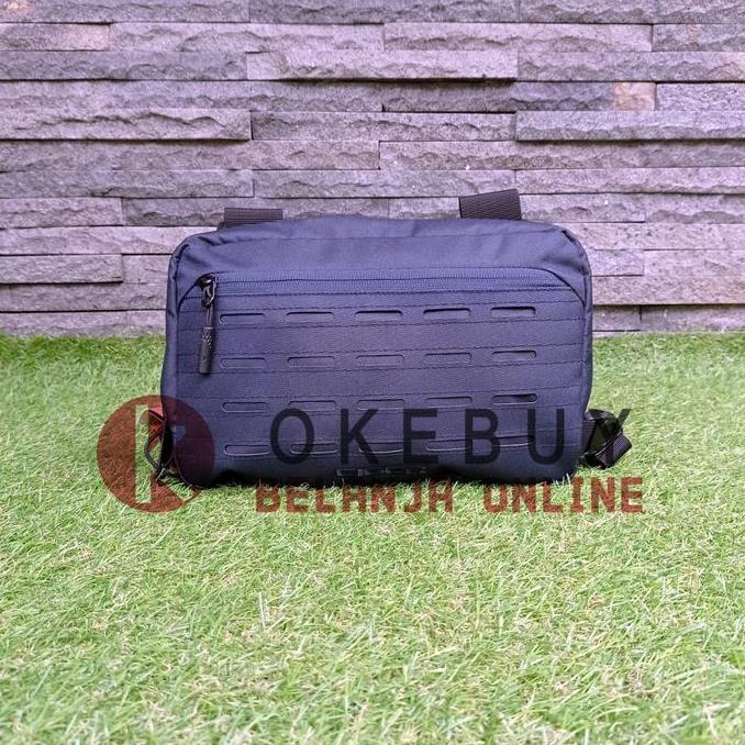 Eiger Tas Dada Maveric 2 910005731 Chest Bag 1L Navy Slingbag Pria dengan Kompartemen Utama dan Orga