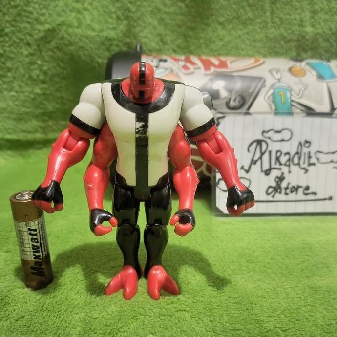 Figure Ben10 Four Arms CN Artikulasi