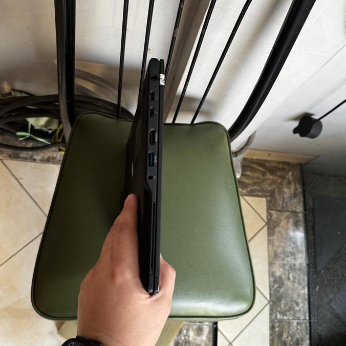 HANYA 7 ONS  FUJITSU U939 LAPTOP CORE i7 GEN 8 TERTIPIS DI DUNIA 