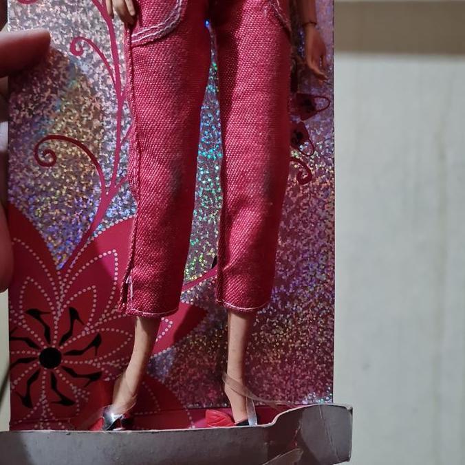 barbie fashion fever hazard barbie fashion fever summer in white ruffle tops year 2007