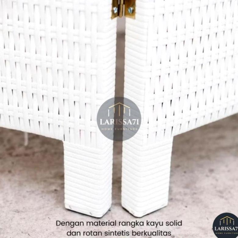 Sketsel Ruangan Rotan Sintetis Putih Pintu 4