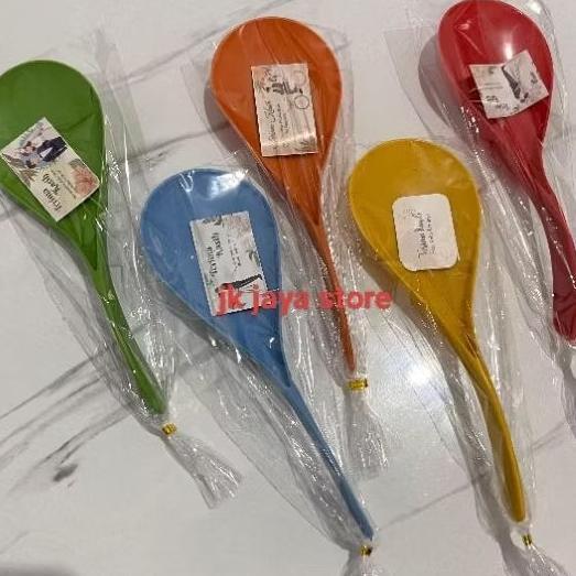 souvenir pernikahan isi 100 pcs centong pelangi kemasan plastik souvenir centong nasi