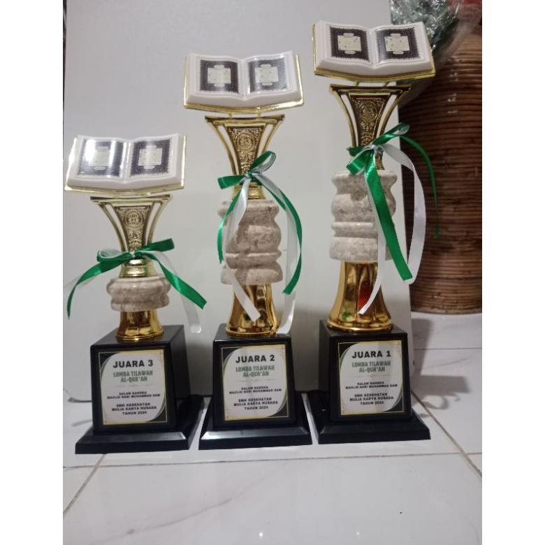 Piala/Trophy Al Qur'an Juara 123 Marmer