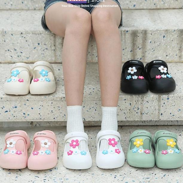 (HMOM2) SENDAL KODOK WANITA DEWASA DENGAN JIBBITZ FLOWER SENDAL BAIM BAE CLOG KESUKAAN BUNDA MAMA MO