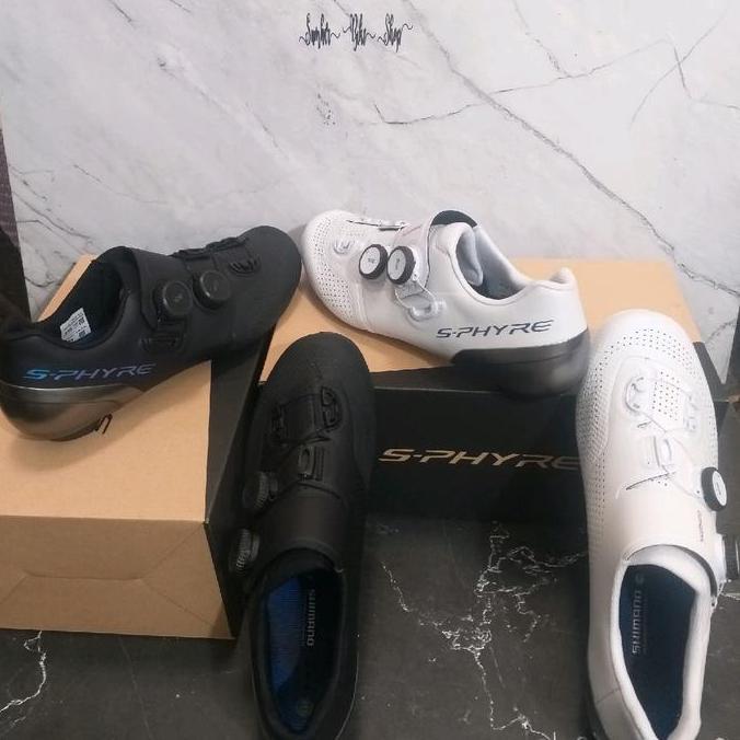 Sepatu Cleat Shimano RC902E Shoes Wide Roadbike