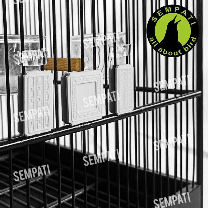 SEMPATI Variasi Sangkar Kotak Motif Batik Bahan Plastik Putih Variasi Stoper Dudukan Cepuk Tangkring