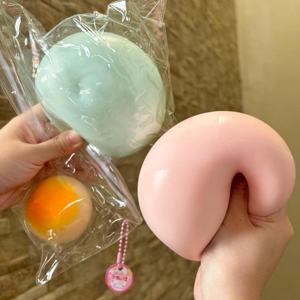BARUU KYUTOSQUISH Squishy Mochi Jumbo Besar Gemoy dan Kecil Mainan Imut Relaksasi Lucu Viral Elastis