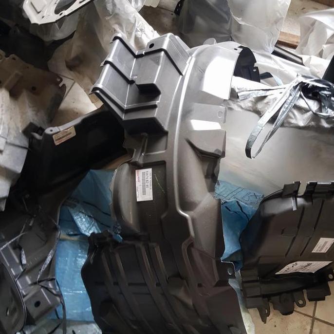 Liner Fender Depan Kanan-Kiri Avanza Dan All New Avanza Terlaris