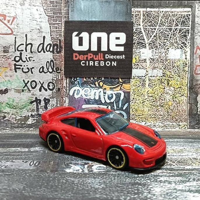 hot wheels Porsche 911 GT2 New Loose