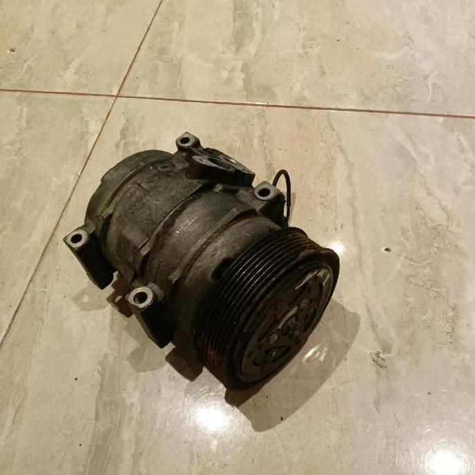Kompresor AC Fortuner VNT 2500cc 2KD 2010 2012 2013 2014 2015 Original bekas