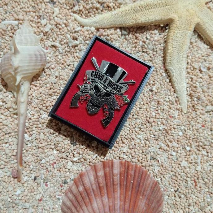 pin topi model guns n roses custom