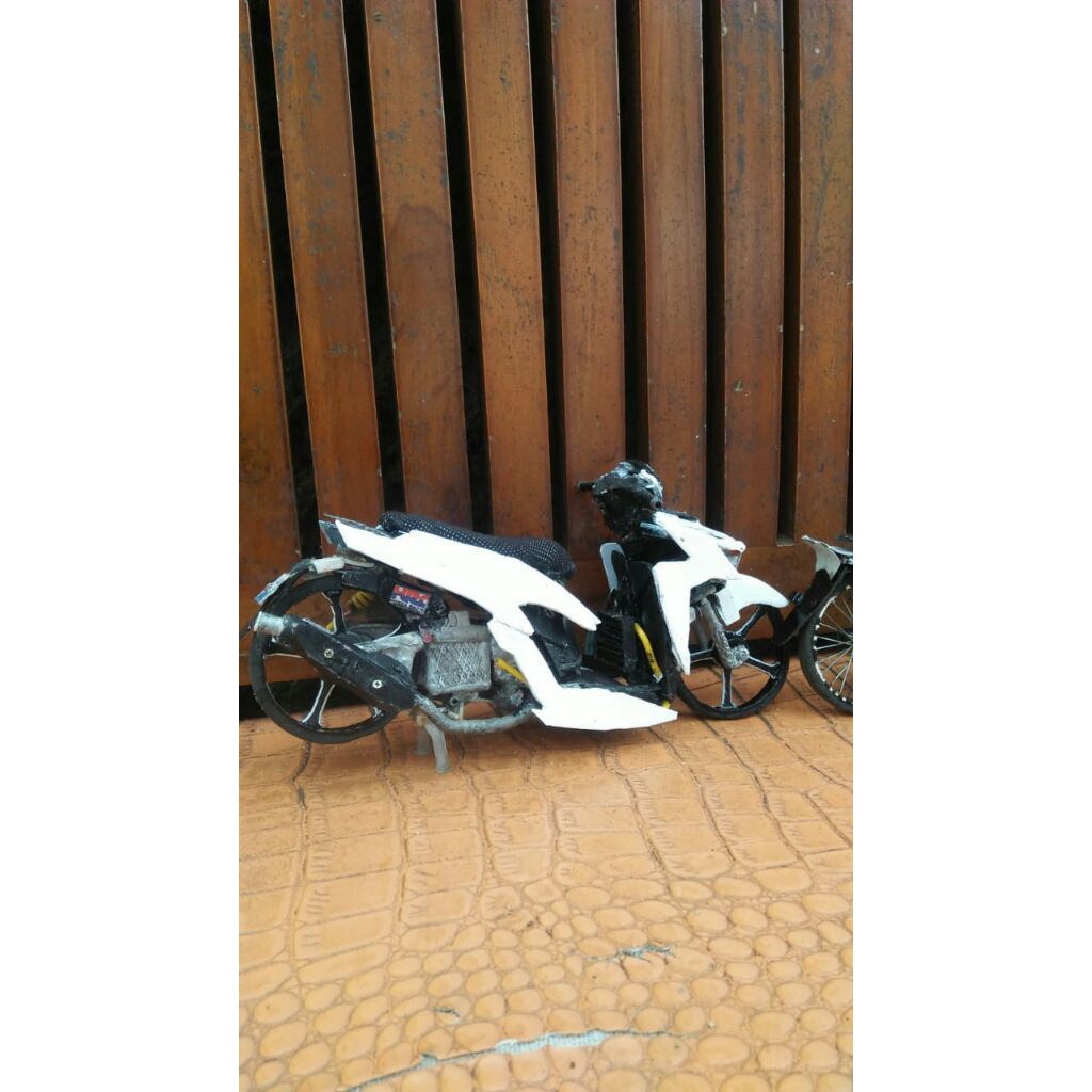 miniatur motor vario 125/150 gen 1