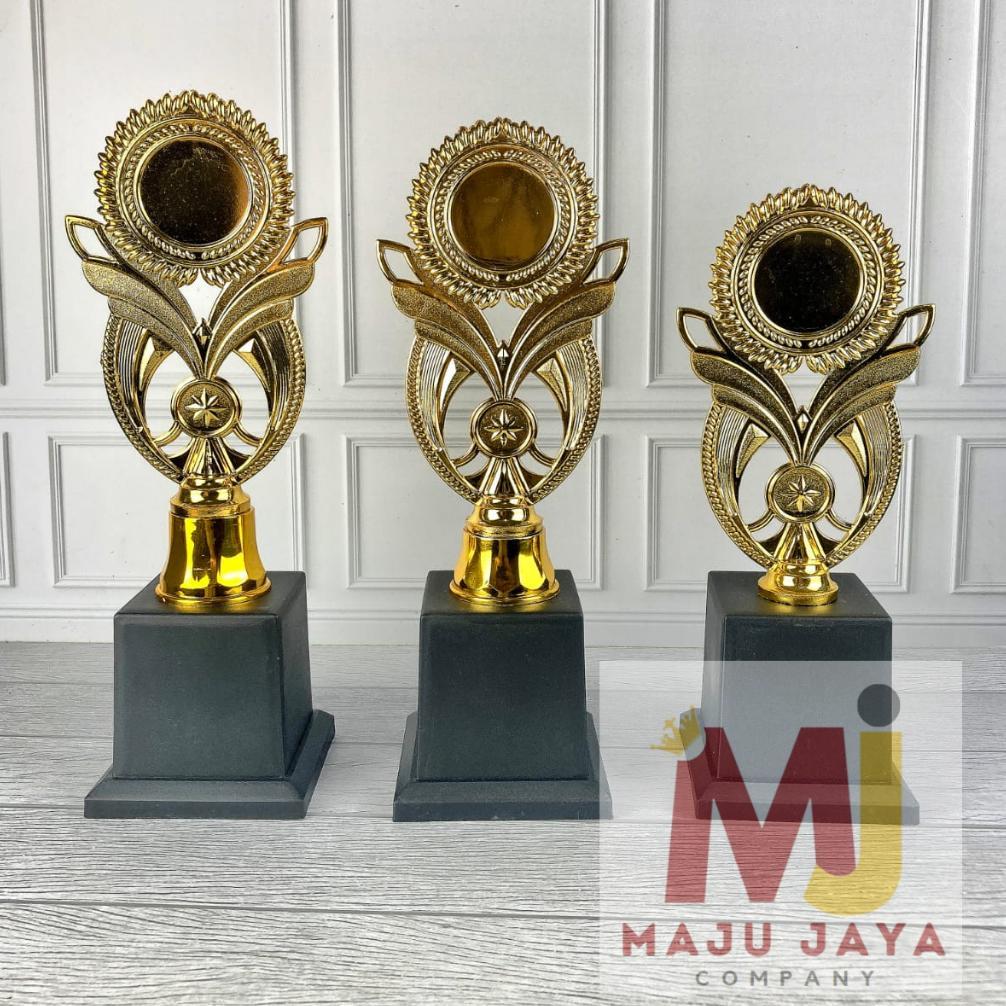 Piala Set Figur Juara 1,2,3 / PIALA Set 1,2,3